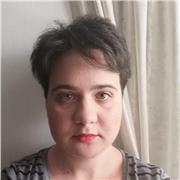 Studentessa di lingue dà ripetizioni di inglese. Ho il certificato B2 di inglese conseguito al Cambridge School e studio per prendere il C1 - oltre a frequentare l'università